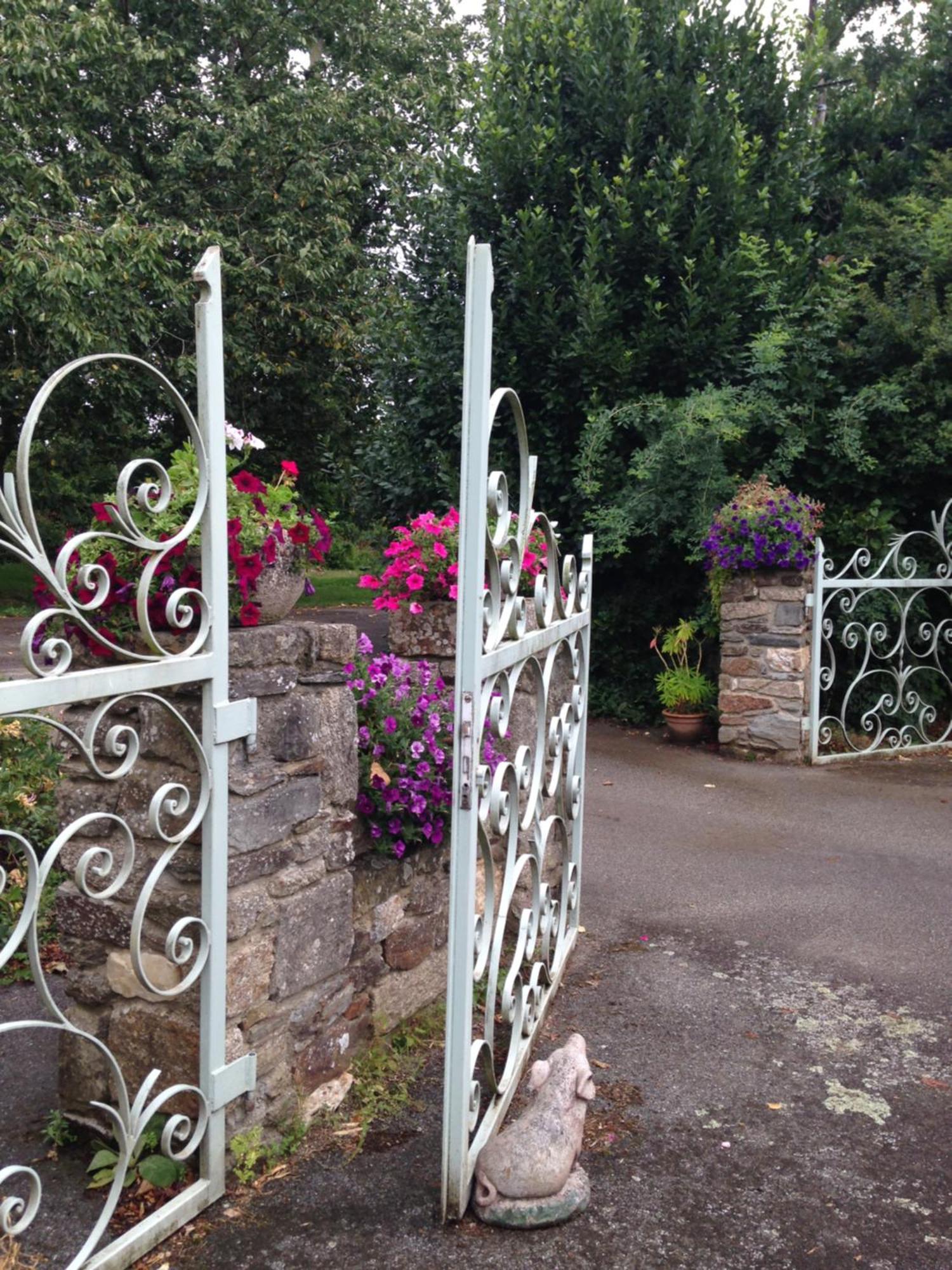 Le Petit Chateau, Matisse Noyal-Pontivy 外观 照片