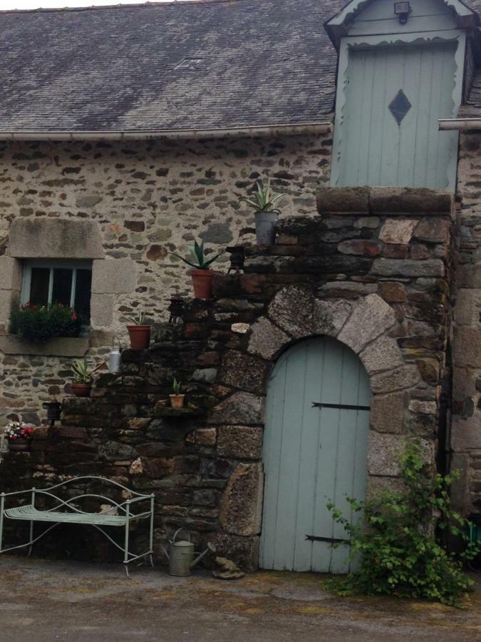 Le Petit Chateau, Matisse Noyal-Pontivy 外观 照片